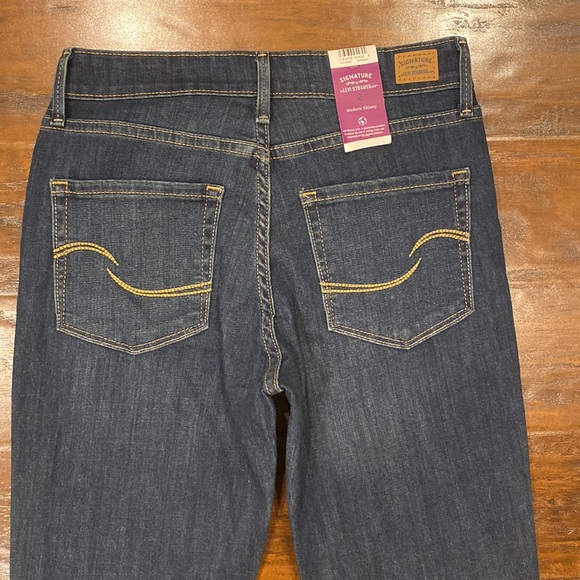 NWT Signature by Levi Strauss & Co Modern Skinny Women's Jeans Size 2 / 26 W - Picture 5 of 10